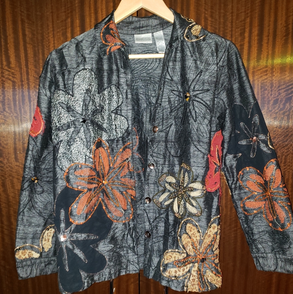Chicos shirt / light jacket embroidered and beaded